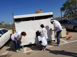 שדרוג מיכל לאיסוף קרטונים